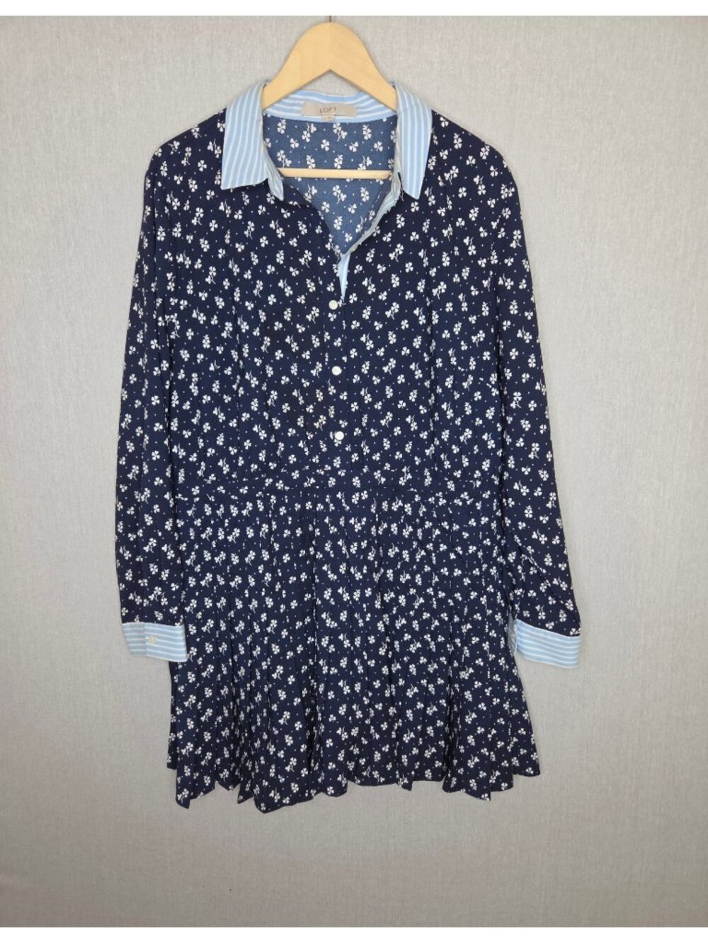 💙 LOFT Navy Blue Floral Button Front Fit & Flare Shirt Dress Size 18 Striped